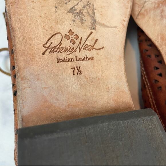 Patricia Nash Sabrina Cognac Perforated Leather Lace Up Ankle Booties Sz 7.5 - Picture 10 of 11